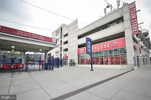 1025 1st St SE, Washington, DC 20003 - Photo 29