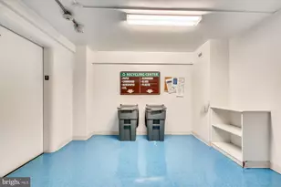 4201 Cathedral Ave NW, Washington, DC 20016 - Photo 53