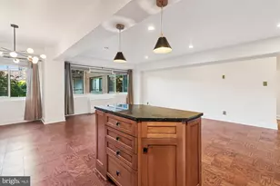 4201 Cathedral Ave NW, Washington, DC 20016 - Photo 21