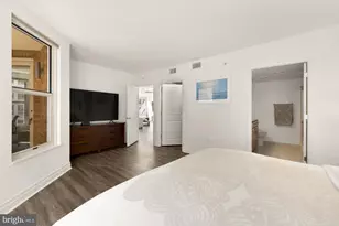 915 E St NW, Washington, DC 20004 - Photo 15