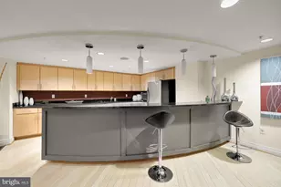 915 E St NW, Washington, DC 20004 - Photo 25