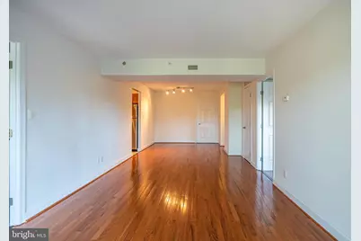 3401 38th Street NW #316, Washington, DC 20016 - Photo 5