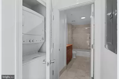 2425 L Street NW #UNIT 431, Washington, DC 20037 - Photo 23