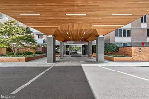 2939 Van Ness St NW, Washington, DC 20008 - Photo 37