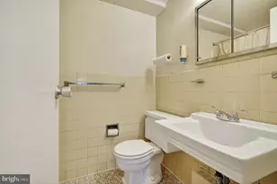 5410 Connecticut Ave NW, Washington, DC 20015 - Photo 15