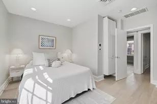 1725 34th St NW, Washington, DC 20007 - Photo 17