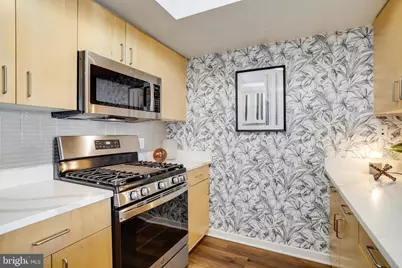 1000 New Jersey Avenue SE #914, Washington, DC 20003 - Photo 11