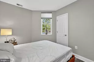 133 7th St SE, Washington, DC 20003 - Photo 11