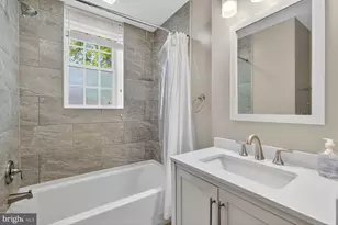 133 7th St SE, Washington, DC 20003 - Photo 13