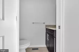 437 Woodcrest Dr SE, Washington, DC 20032 - Photo 21