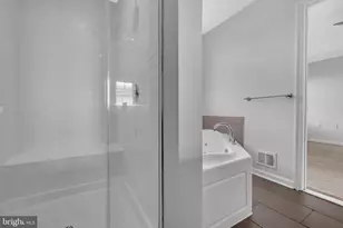 437 Woodcrest Dr SE, Washington, DC 20032 - Photo 29