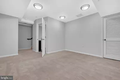 437 Woodcrest Drive SE, Washington, DC 20032 - Photo 33