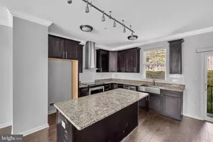 437 Woodcrest Dr SE, Washington, DC 20032 - Photo 5