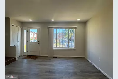 1202 Barnaby Terrace SE, Washington, DC 20032 - Photo 7