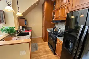 825 F St NE, Washington, DC 20002 - Photo 5