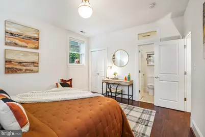 321 18th Street SE #2, Washington, DC 20003 - Photo 21