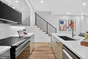 2524 41st St NW, Washington, DC 20007 - Photo 9