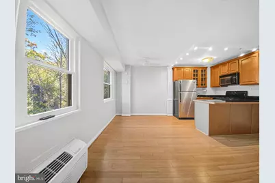 1801 Clydesdale Place NW #211, Washington, DC 20009 - Photo 9