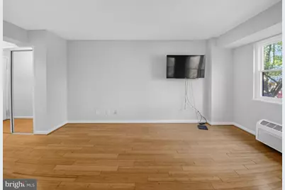 1801 Clydesdale Place NW #211, Washington, DC 20009 - Photo 17