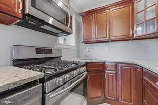 3925 Davis Pl NW, Washington, DC 20007 - Photo 13