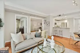 777 7th St NW, Washington, DC 20001 - Photo 7