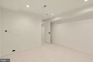 1845 Vernon St NW, Washington, DC 20009 - Photo 49