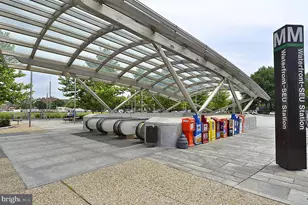 602 H St SW, Washington, DC 20024 - Photo 63