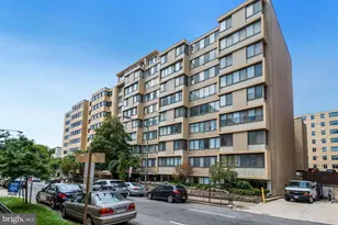 522 21st St NW, Washington, DC 20006 - Photo 1