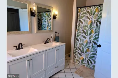 1118 F Street NE #3, Washington, DC 20002 - Photo 11