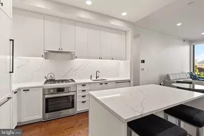 1111 Pennsylvania Avenue SE #304, Washington, DC 20003 - Photo 5