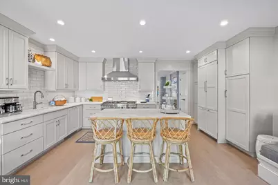 3723 Reservoir Road NW, Washington, DC 20007 - Photo 9