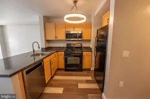 800 4th St SW, Washington, DC 20024 - Photo 3