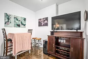 4200 Cathedral Ave NW, Washington, DC 20016 - Photo 9