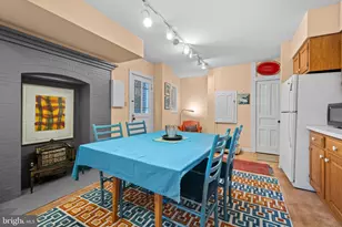 2516 Cliffbourne Pl NW, Washington, DC 20009 - Photo 13