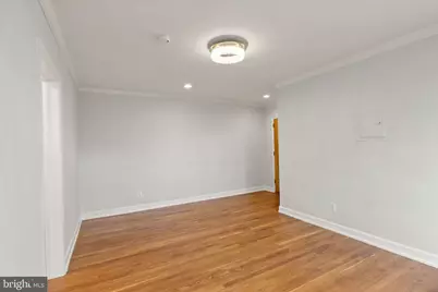 939 Longfellow Street NW #305, Washington, DC 20011 - Photo 5