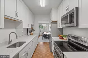 3900 Watson Pl NW, Washington, DC 20016 - Photo 11