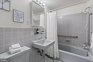 3900 Watson Pl NW, Washington, DC 20016 - Photo 17