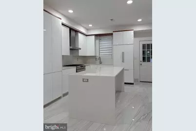 726 Roxboro Place NW, Washington, DC 20011 - Photo 3