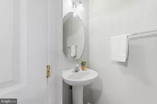 1907 Tremont St SE, Washington, DC 20020 - Photo 25