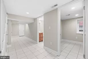 521 Foxhall Pl SE, Washington, DC 20032 - Photo 27