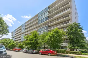 730 24th St NW, Washington, DC 20037 - Photo 23