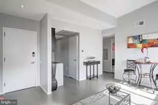 2422 17th St NW, Washington, DC 20009 - Photo 3