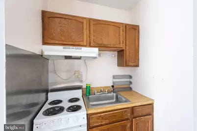 6 Barney Circle SE #3, Washington, DC 20003 - Photo 3