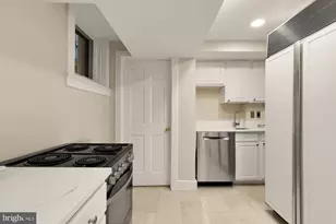 2137 R St NW, Washington, DC 20008 - Photo 39