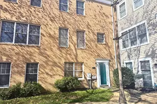 806 Hr Dr SE, Washington, DC 20032 - Photo 1