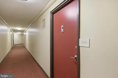 4740 Connecticut Avenue NW #706, Washington, DC 20008 - Photo 3