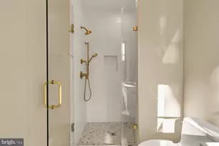 2733 Chesapeake St NW, Washington, DC 20008 - Photo 57