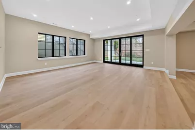 2733 Chesapeake Street NW, Washington, DC 20008 - Photo 59