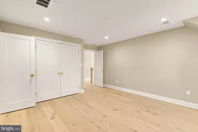 2733 Chesapeake Street NW, Washington, DC 20008 - Photo 73