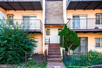 5005 D Street SE #302, Washington, DC 20019 - Photo 3
